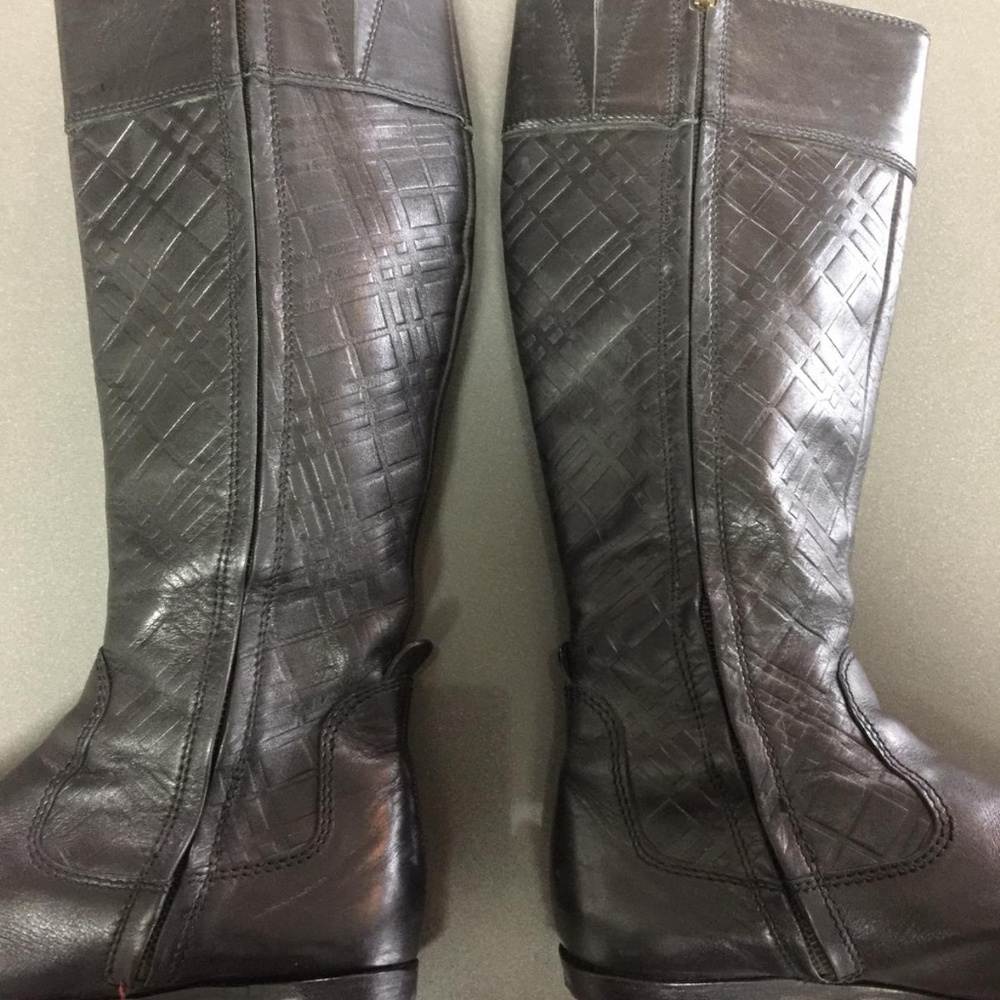 Burberry Riding Boots - Picture 2 of 7